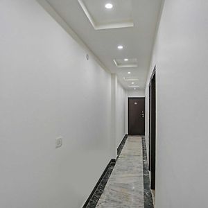 Collection O Nirvana Residency Near Lotus Temple